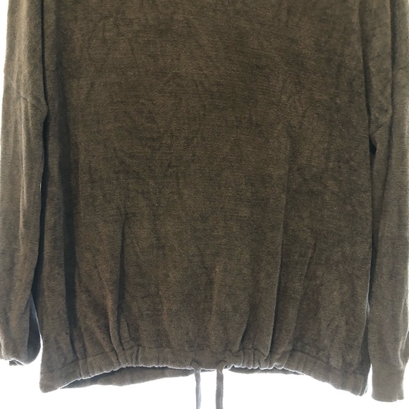 Barefoot dreams cozy chic ultra lite gray pullover sweater size Medium - Picture 6 of 8
